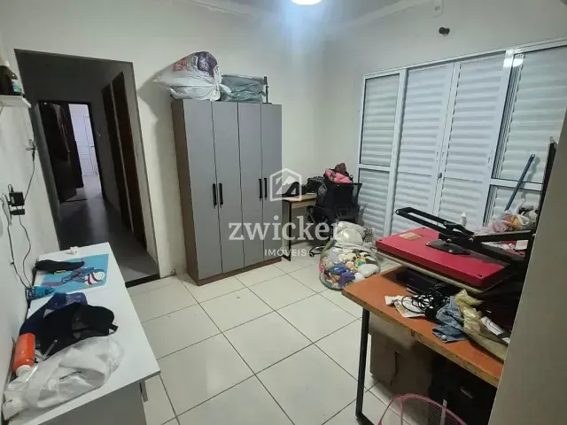 Casa com 226m² 4 quartos e 2 banheiros, à venda, no bairro Vila Rocha em Bauru