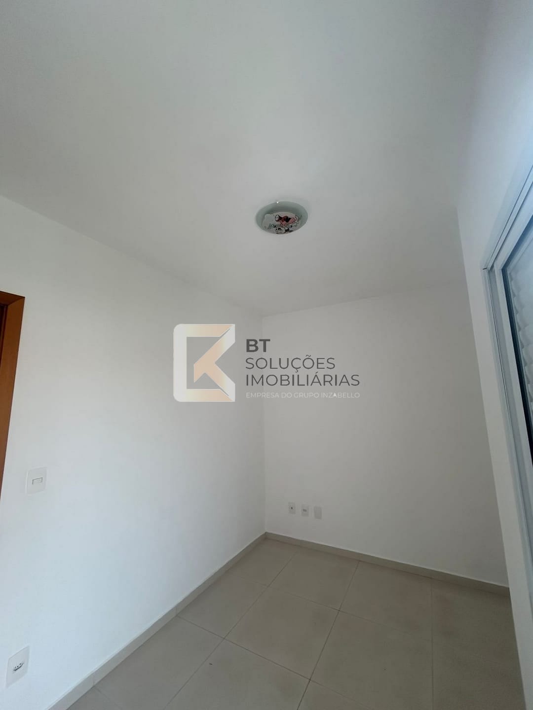 Casa para alugar com 3 quartos, 140m² - Foto 12