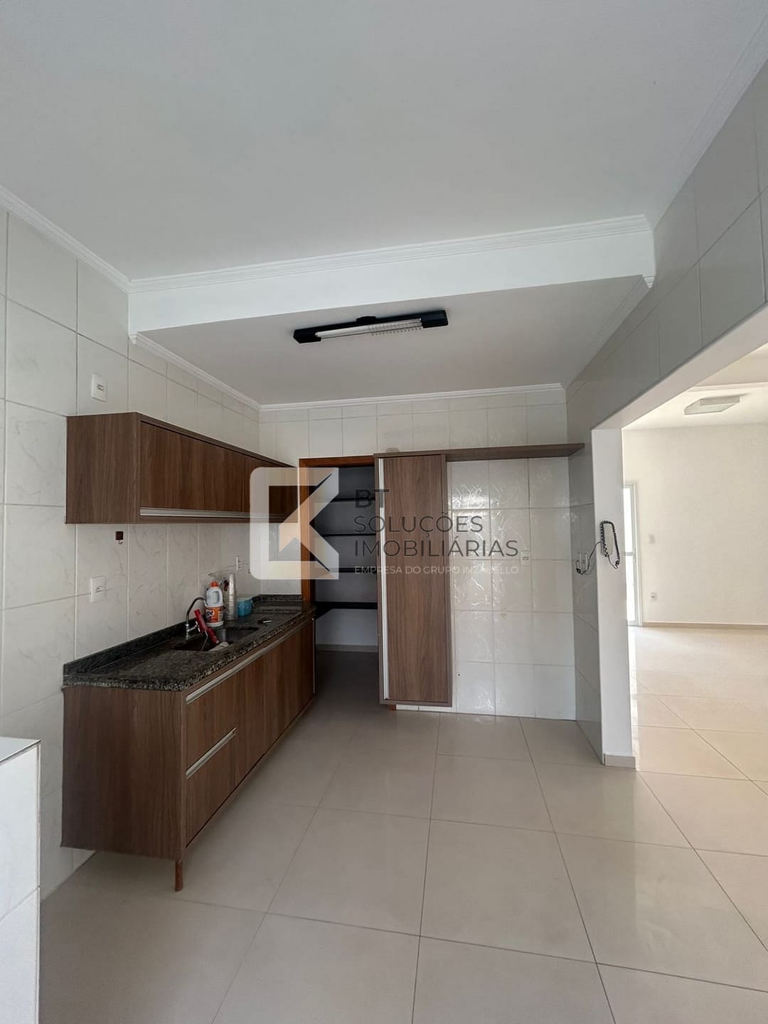 Casa para alugar com 3 quartos, 140m² - Foto 6