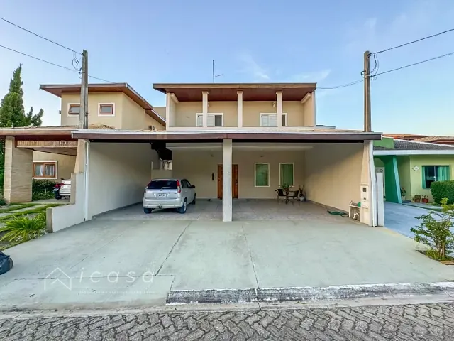 Casa com 300m² 4 quartos e 4 banheiros, à venda, no bairro Residencial Jardim dos Estados em Taubaté
