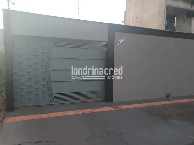 Casa 3 quartos e 2 banheiros, à venda, no bairro Residencial Abussafe em Londrina