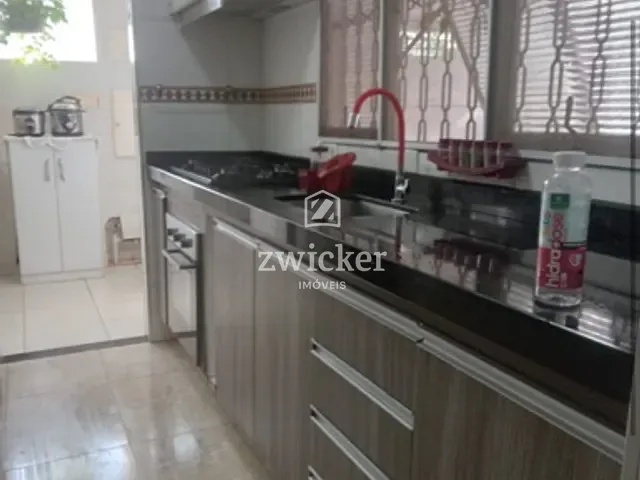 Casa com 150m² 3 quartos e 2 banheiros, à venda, no bairro Chácaras Cornélia em Bauru