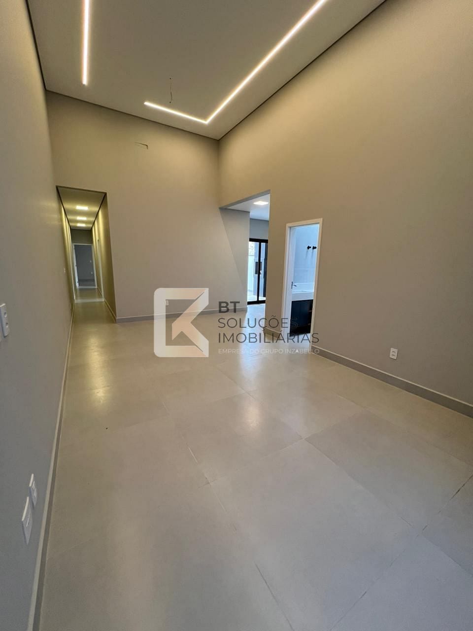 Casa à venda com 3 quartos, 148m² - Foto 4