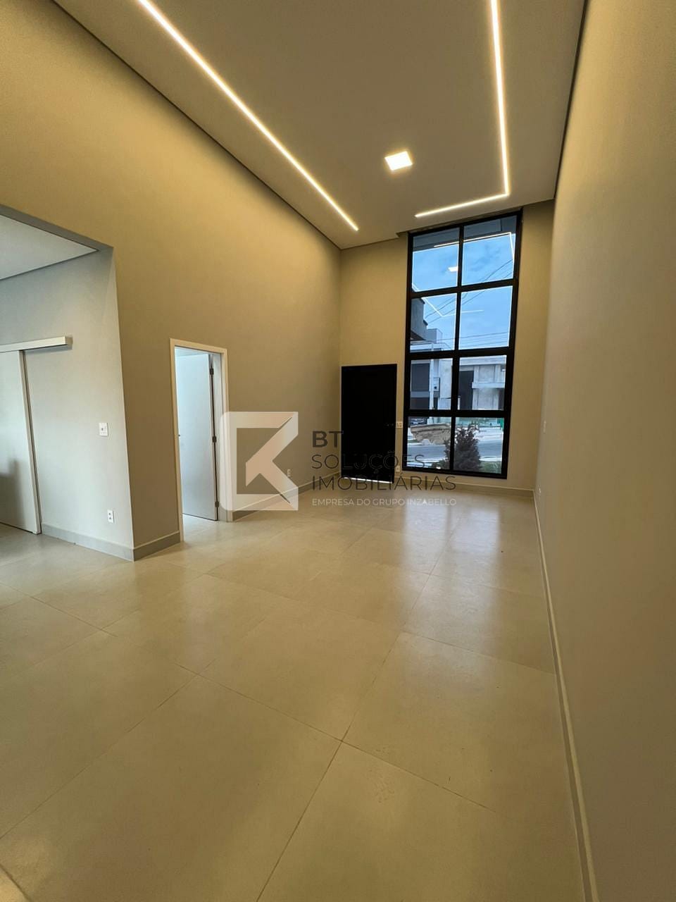 Casa à venda com 3 quartos, 148m² - Foto 3
