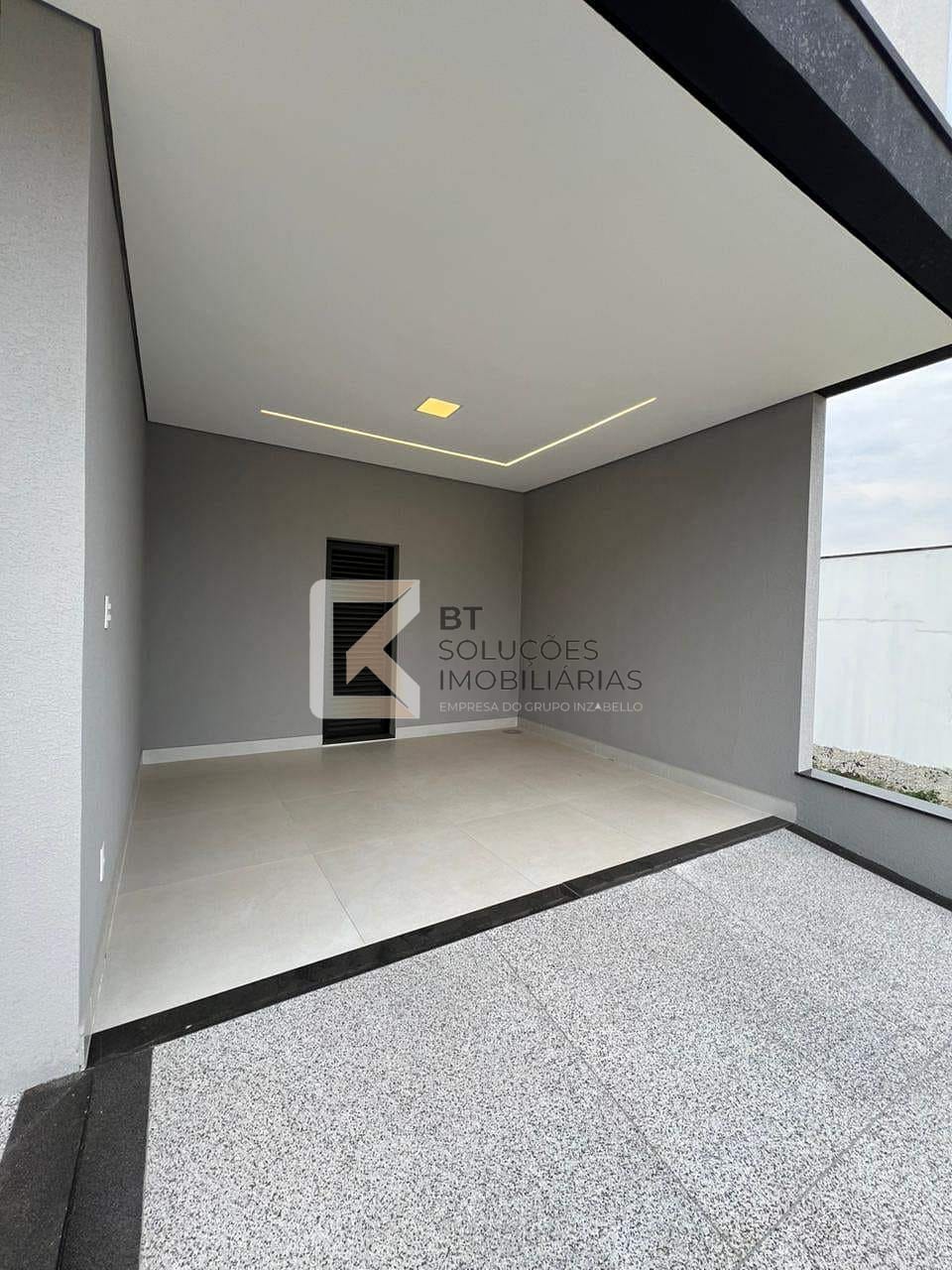 Casa à venda com 3 quartos, 148m² - Foto 2