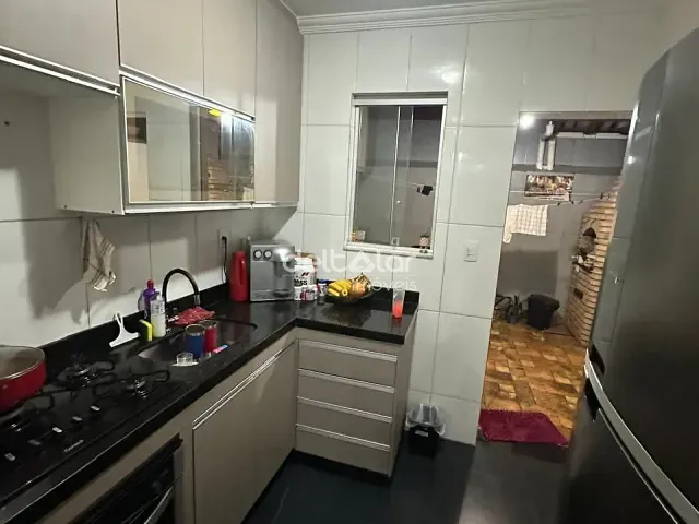 Casa 2 quartos e 3 banheiros, à venda, no bairro Candelária em Belo Horizonte