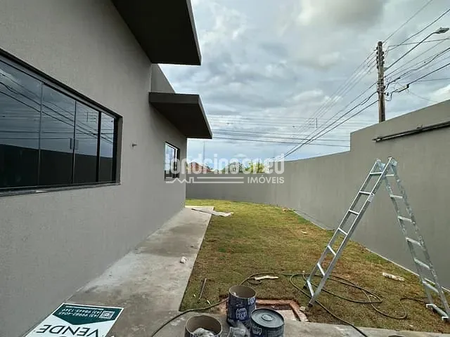Casa com 185m² 2 quartos e 2 banheiros, à venda, no bairro Leonor em Londrina