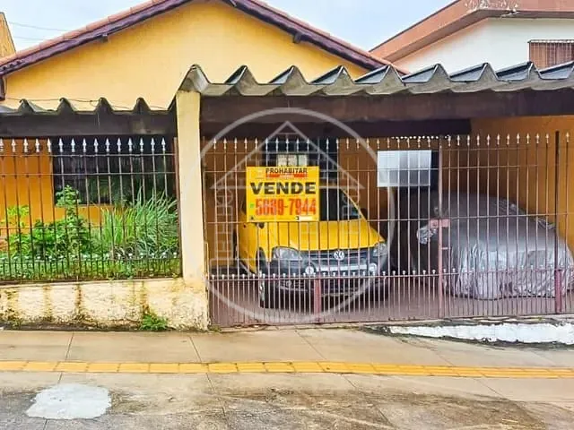 Casa com 330m² 4 quartos e 2 banheiros, à venda, no bairro Interlagos em São Paulo