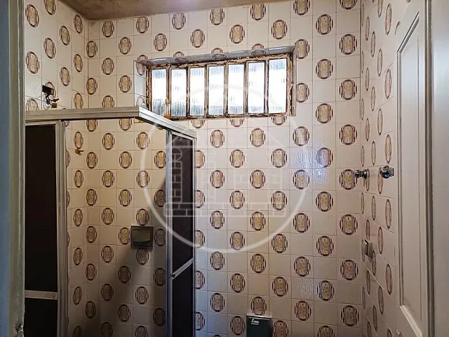 Casa com 330m² 4 quartos e 2 banheiros, à venda, no bairro Interlagos em São Paulo