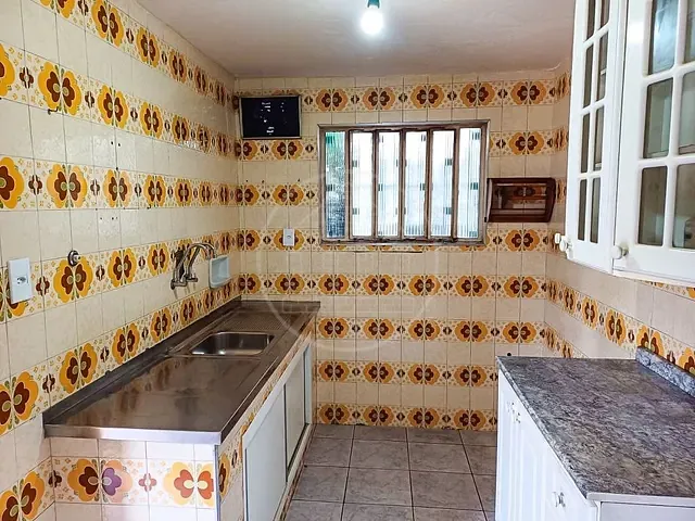Casa com 330m² 4 quartos e 2 banheiros, à venda, no bairro Interlagos em São Paulo