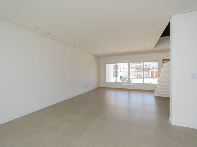 Foto do Casa - Casa à venda no Bougainville, Laranjal: 190 m², 3 quartos (sendo 1 suíte), lareira, churrasqueira e ótima posição solar. | UP Imóveis