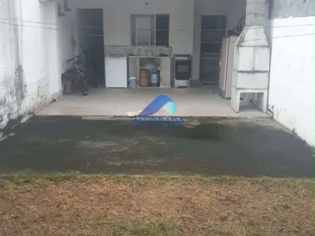 Casa 2 quartos e 2 banheiros, à venda, no bairro Águas da Prata em São José dos Campos