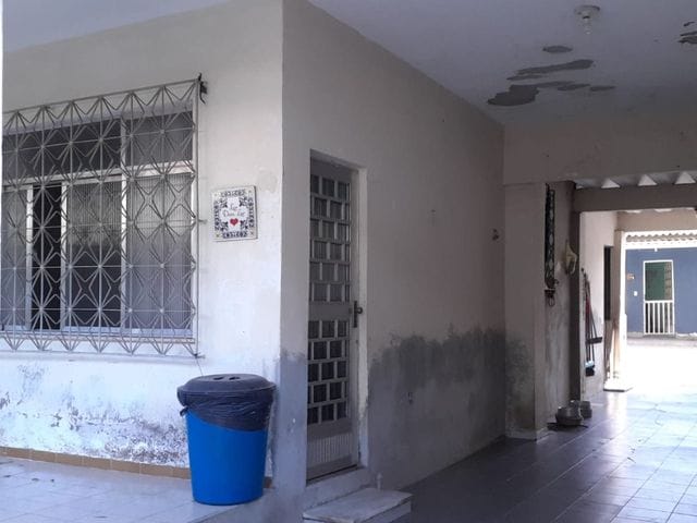 Casa com 300m² 3 quartos e 3 banheiros, à venda, no bairro Costa Barros em Rio de Janeiro