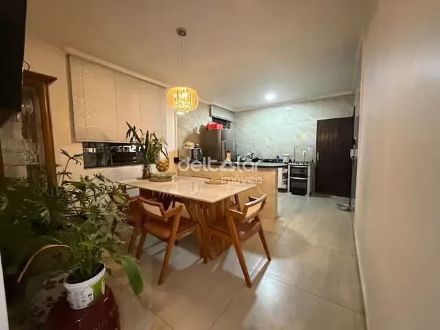 Casa 5 quartos e 5 banheiros, para alugar, no bairro Floramar em Belo Horizonte