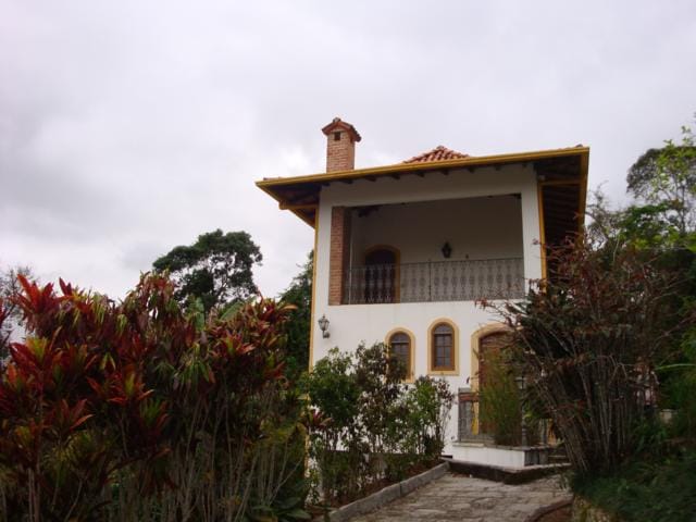Casa à venda, no bairro Itaipava em Petrópolis