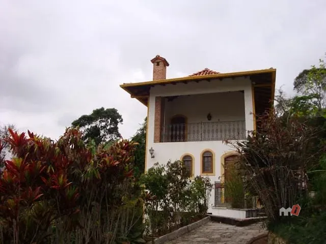 Casa à venda, no bairro Itaipava em Petrópolis