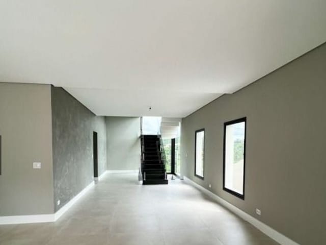 Casa com 384m² 3 quartos e 5 banheiros, à venda, no bairro Sítio do Morro em Santana de Parnaíba