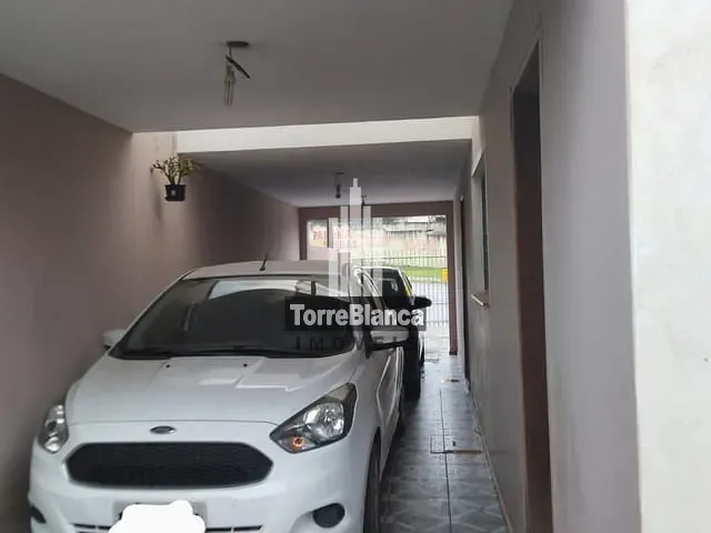 Casa 3 quartos e 2 banheiros, à venda, no bairro Uvaranas em Ponta Grossa
