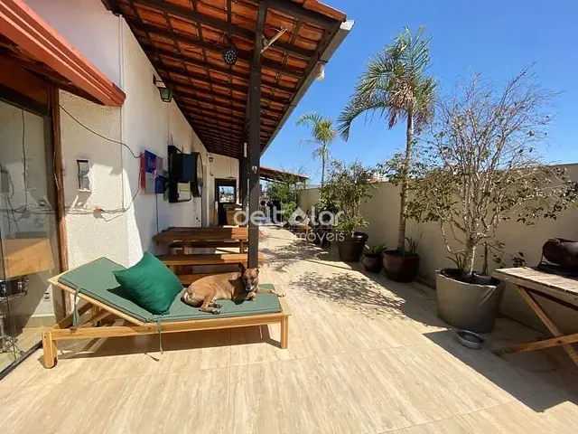 Casa 3 quartos e 3 banheiros, para alugar, no bairro Floramar em Belo Horizonte