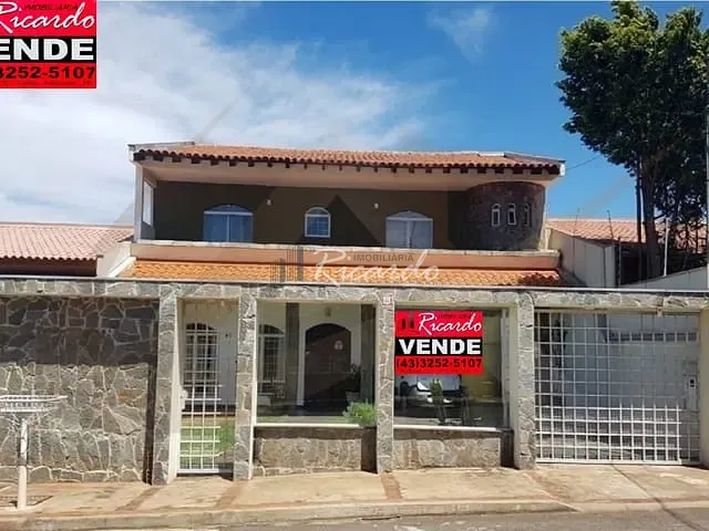 Casa com 360m² 3 quartos e 4 banheiros, à venda, no bairro Vila Aymoré em Arapongas