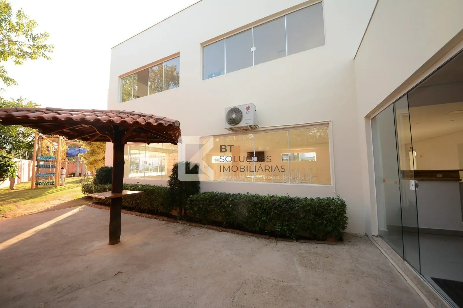 Casa, 3 quartos, 188 m² - Foto 31