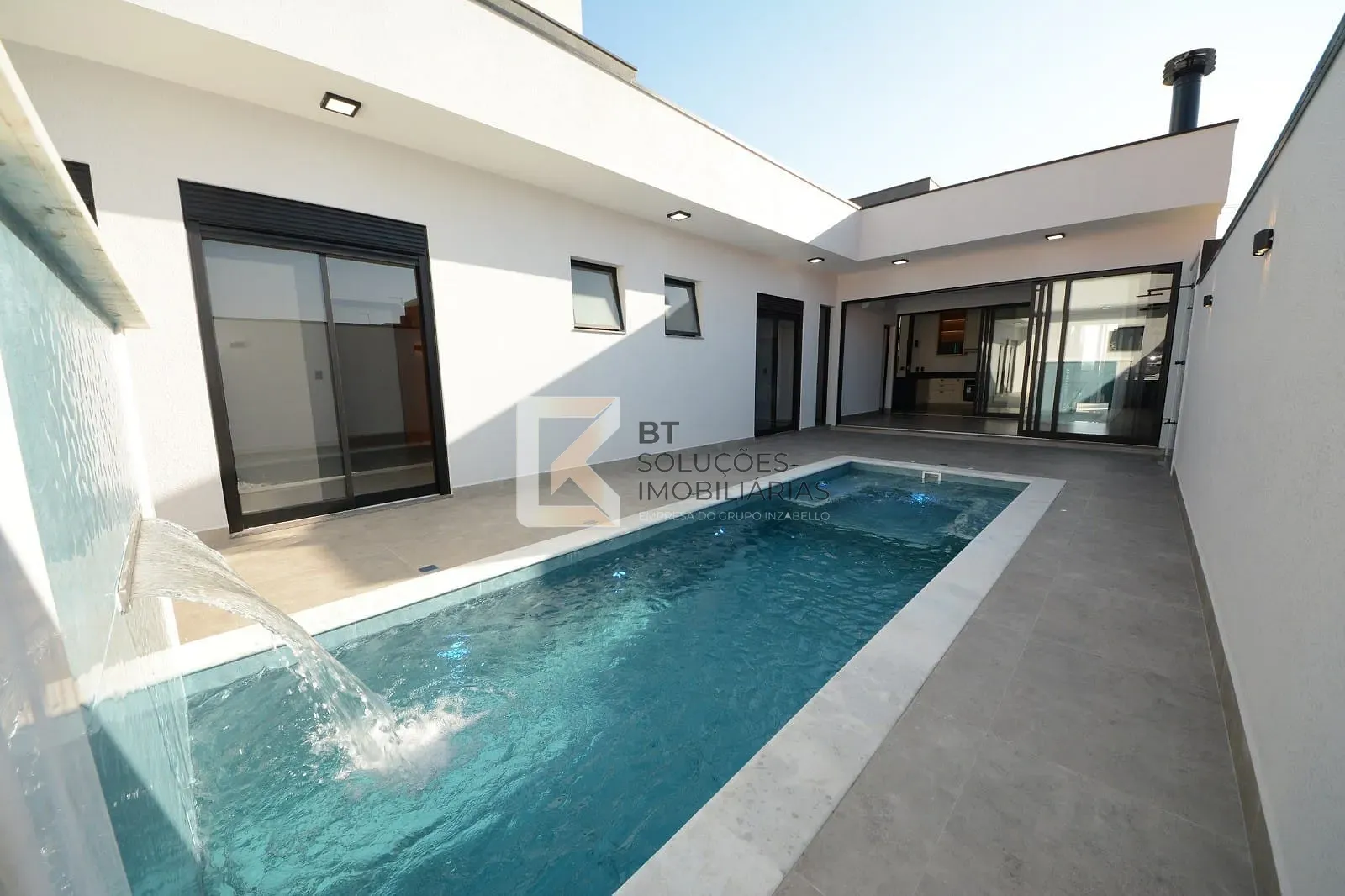 Casa, 3 quartos, 188 m² - Foto 1