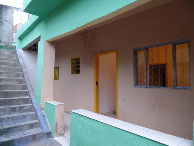 Casa com 340m² 5 quartos e 3 banheiros, à venda, no bairro Padroeira em Osasco