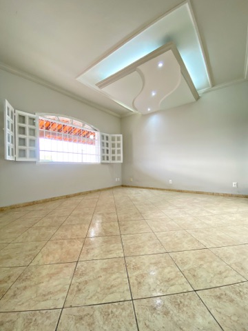 Foto do Casa - Casa à venda com 3 quartos, suíte e 3 vagas, Heliópolis, Belo Horizonte, MG | Deltalar Imóveis