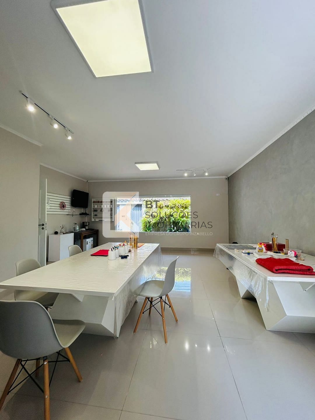 Casa, 1 quarto, 211 m² - Foto 2