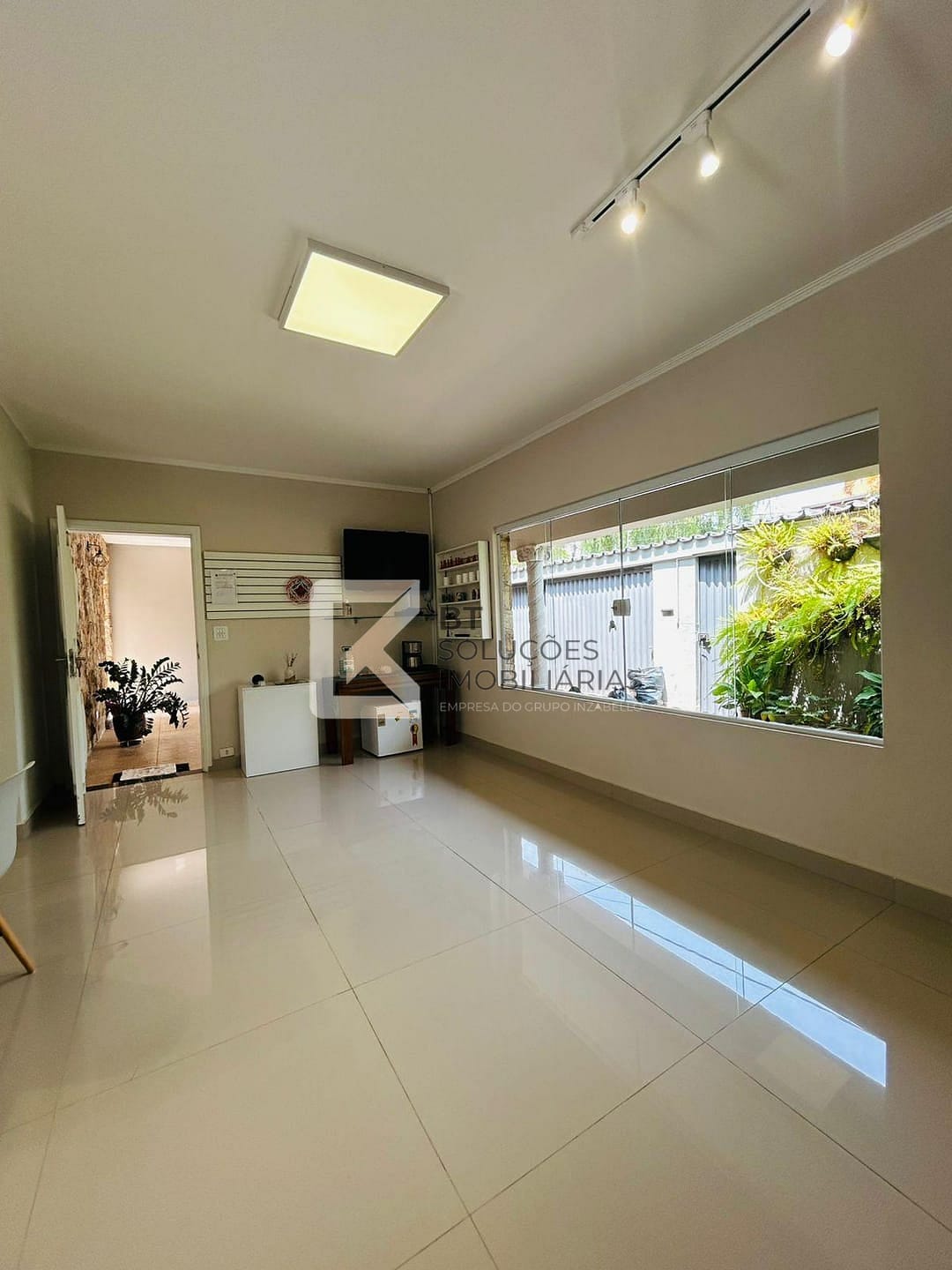 Casa, 1 quarto, 211 m² - Foto 4