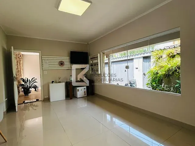 Casa com 263m², à venda, no bairro Centro em Indaiatuba