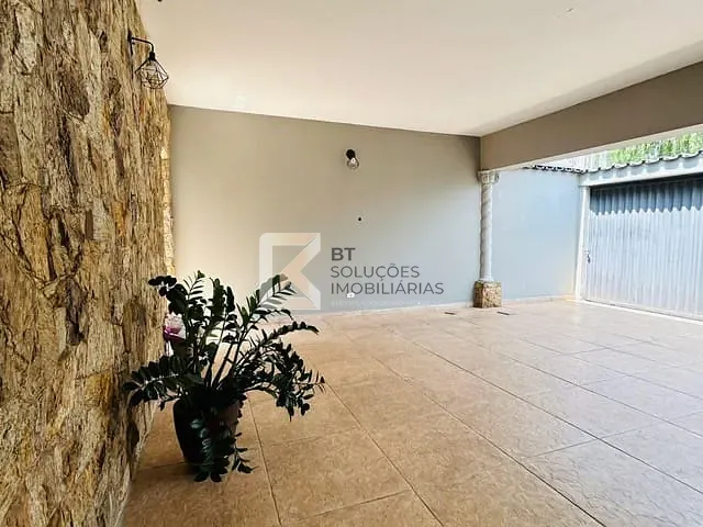 Casa com 263m², à venda, no bairro Centro em Indaiatuba