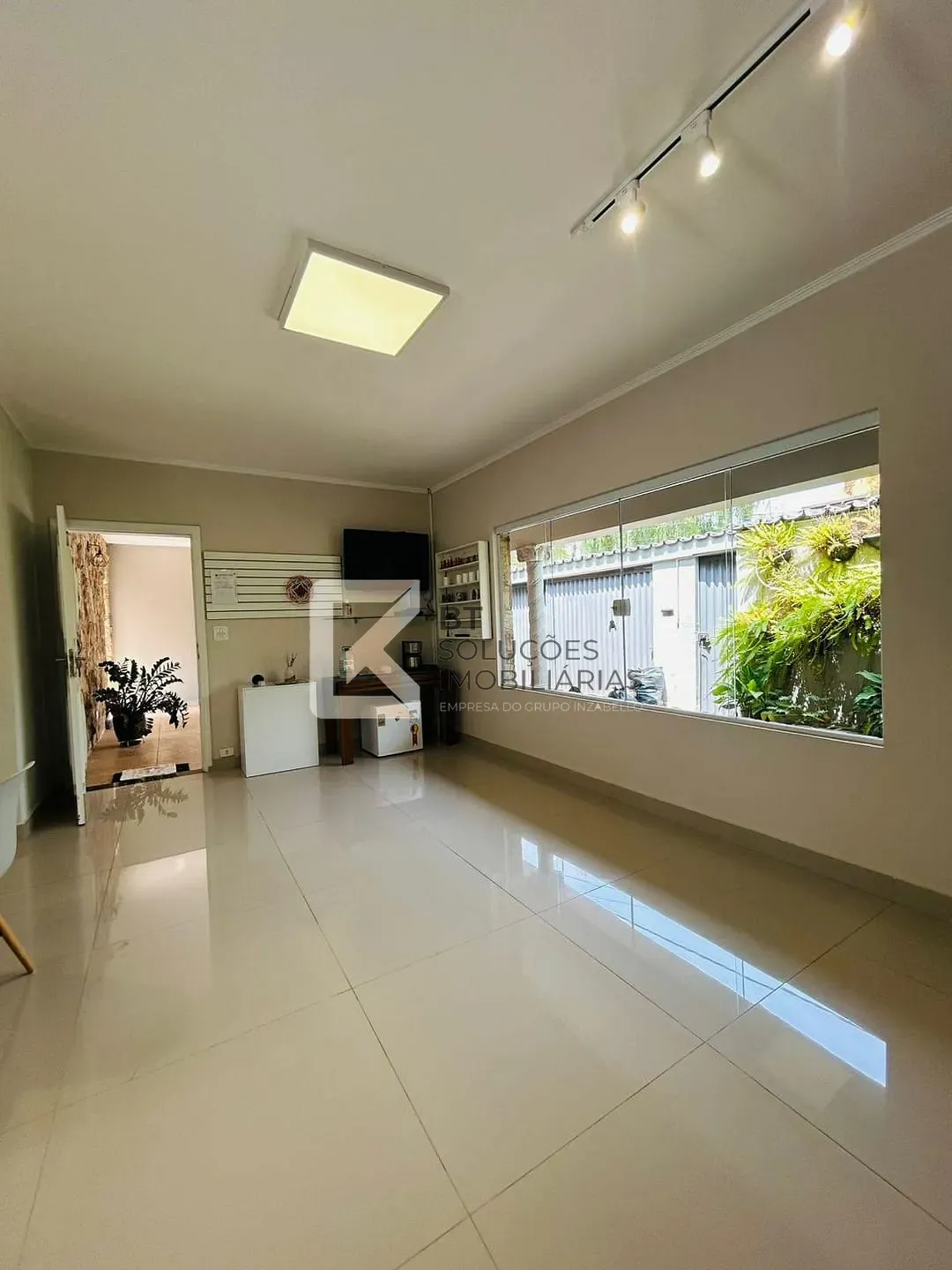 Casa, 1 quarto, 211 m² - Foto 3