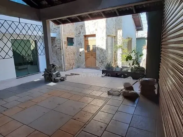 Casa com 200m² 3 quartos e 2 banheiros, à venda, no bairro Vila Bocaina em Mauá