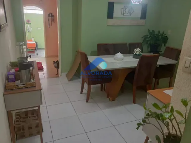 Casa com 200m² 3 quartos e 3 banheiros, à venda, no bairro Cidade Vista Verde em São José dos Campos