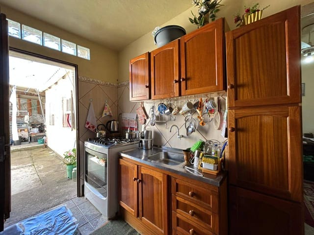 Casa 3 quartos e 2 banheiros, à venda, no bairro Três Vendas em Pelotas