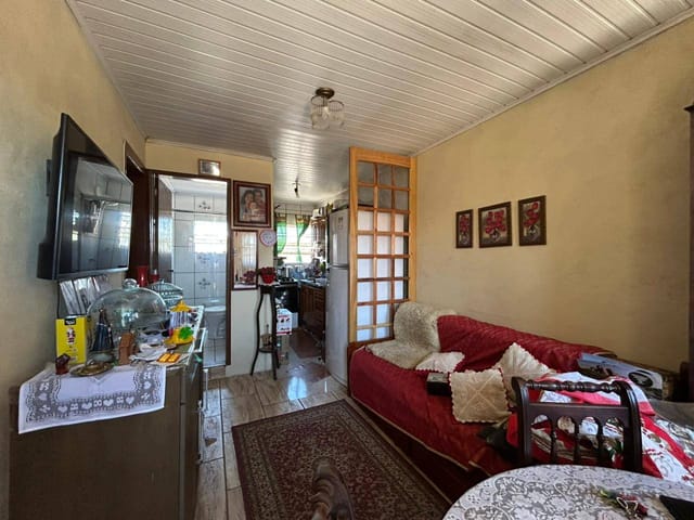 Casa 3 quartos e 2 banheiros, à venda, no bairro Três Vendas em Pelotas