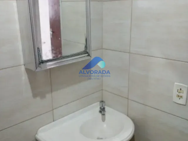 Casa 3 quartos e 1 banheiro, à venda, no bairro Conjunto Residencial Trinta e Um de Março em São José dos Campos