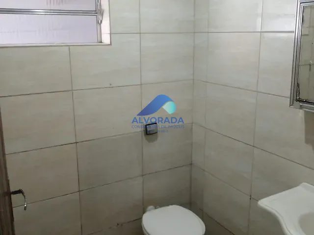 Casa 3 quartos e 1 banheiro, à venda, no bairro Conjunto Residencial Trinta e Um de Março em São José dos Campos