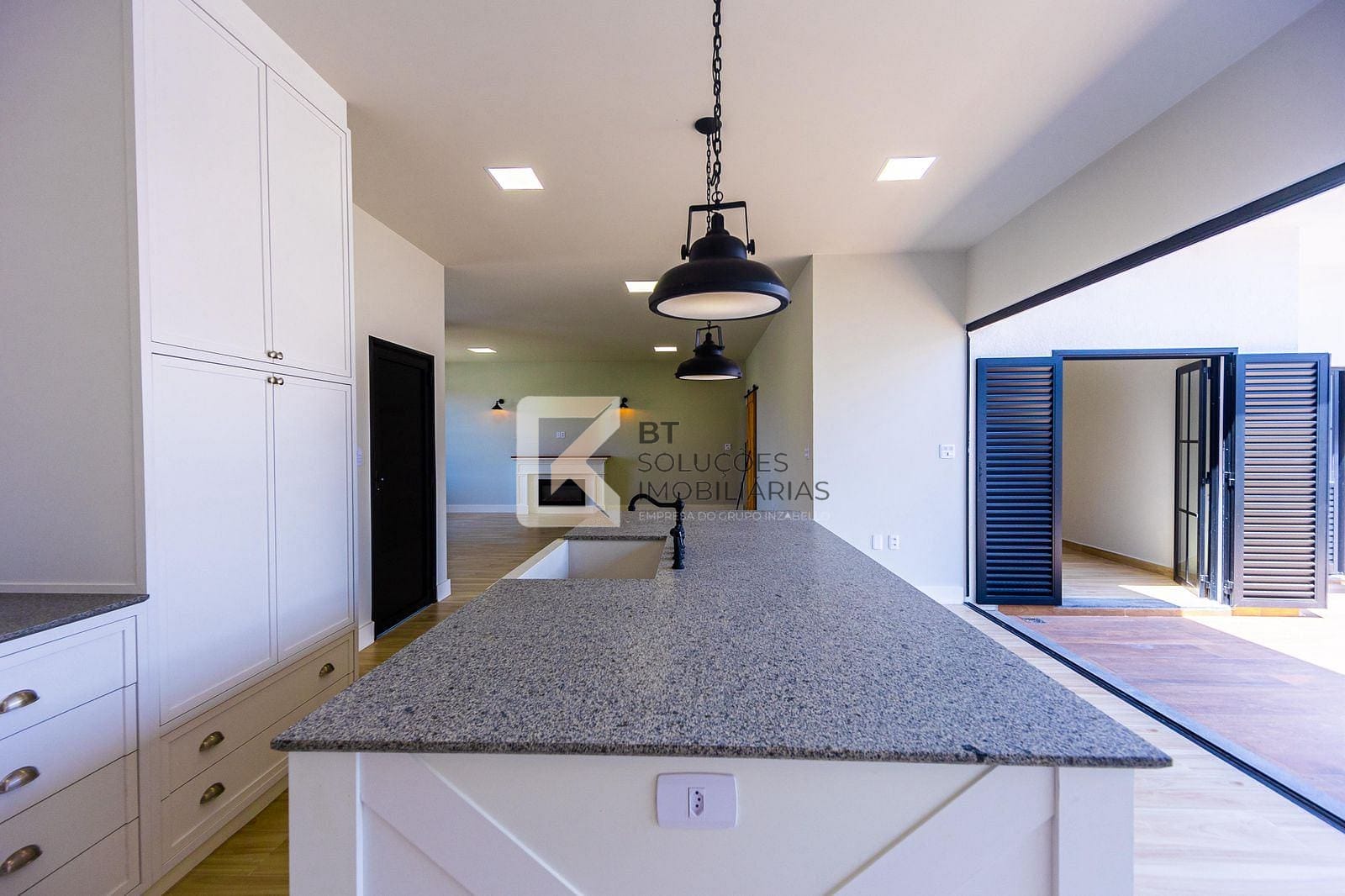 Casa, 3 quartos, 190 m² - Foto 2