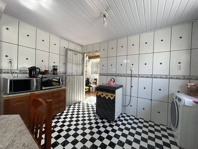 Casa com 328m² 2 quartos e 2 banheiros, à venda, no bairro Três Vendas em Pelotas