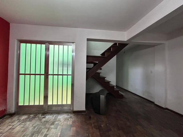 Casa com 150m² 3 quartos e 3 banheiros, à venda, no bairro Centro em Pelotas