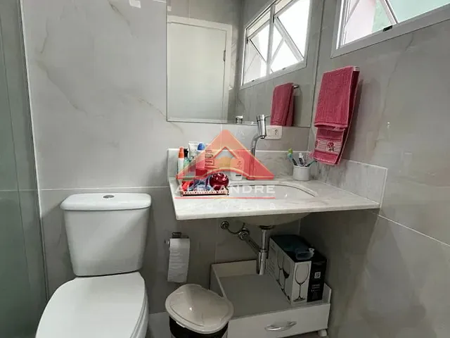 Casa com 385m² 4 quartos e 5 banheiros, à venda, no bairro Vila Patrícia em São José dos Campos
