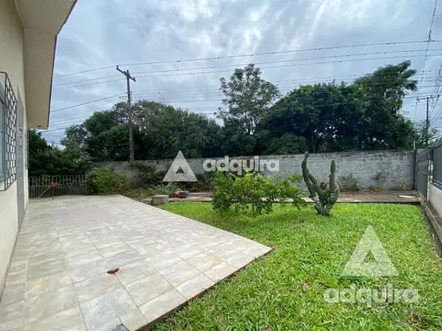 Casa 2 quartos e 2 banheiros, à venda, no bairro Estrela em Ponta Grossa
