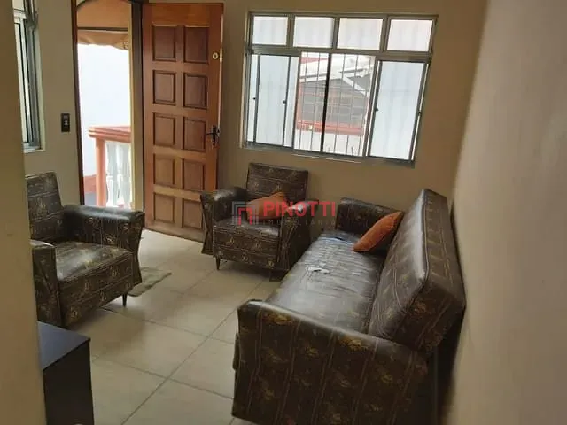 Casa 4 quartos e 2 banheiros, à venda, no bairro Vila Helena em São Bernardo do Campo