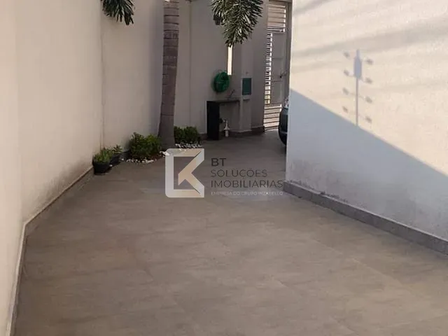 Casa com 250m² 2 quartos e 2 banheiros, à venda, no bairro Jardim Barcelona em Indaiatuba