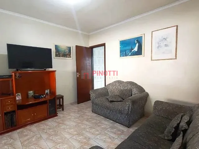 Casa 2 quartos e 1 banheiro, à venda, no bairro Vila Alvinópolis em São Bernardo do Campo