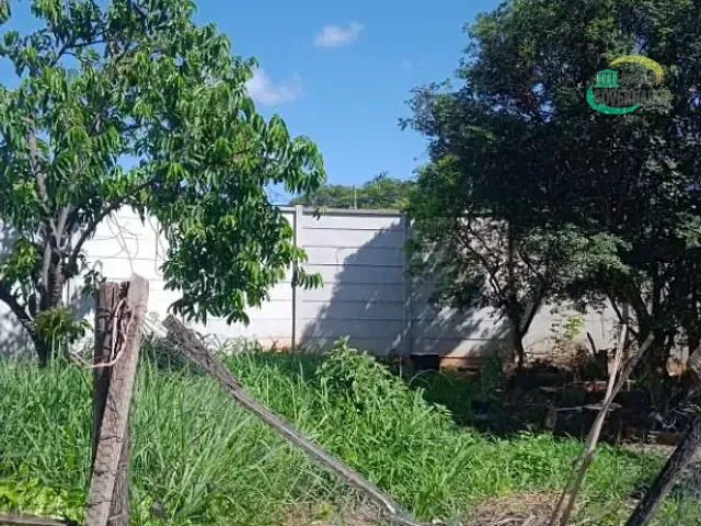Casa com 555m² 4 quartos e 3 banheiros, à venda, no bairro Parque Santa Bárbara em Campinas