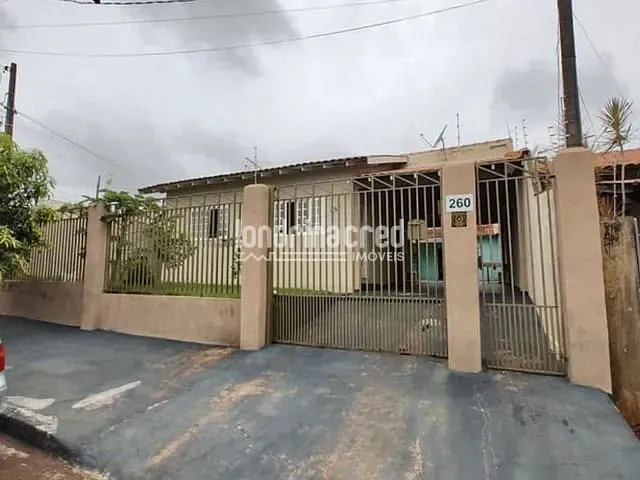 Casa com 300m² 3 quartos e 2 banheiros, à venda, no bairro Vila Romana em Ibiporã