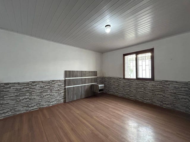 Casa com 144m² 2 quartos e 2 banheiros, à venda, no bairro Areal em Pelotas